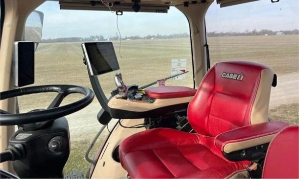 2021 CASE IH MAGNUM 400 AFS CONNECT ROWTRAC - Image 6