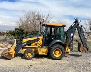 2018 DEERE 310L