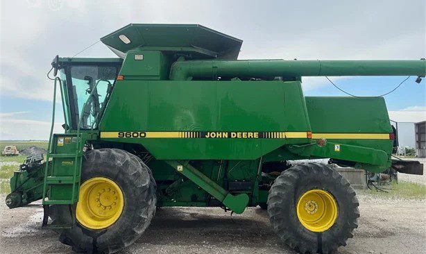1990 JOHN DEERE 9600