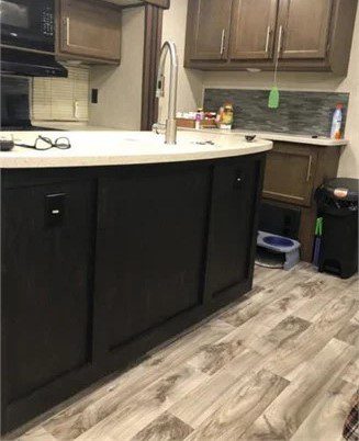 2019 KEYSTONE RV CO COUGAR HALF-TON 32RLI - Image 10