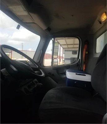 2016 FREIGHTLINER BUSINESS CLASS M2 106 - Image 5