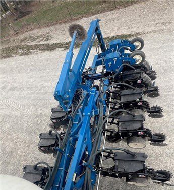 2011 KINZE 3600ASD - Image 7