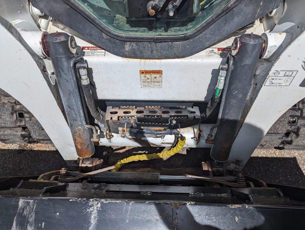 2017 bobcat t770 - Image 13