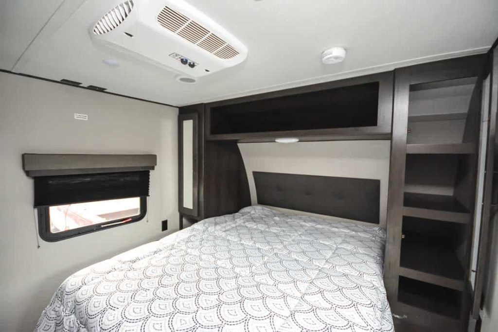 2023 GRAND DESIGN TRANSCEND XPLOR 231RK & 2017 Dodge Ram - Image 2