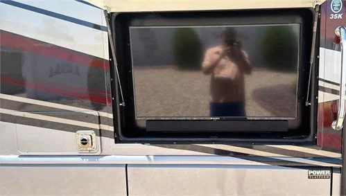 2022 HOLIDAY RAMBLER VACATIONER 35K - Image 7