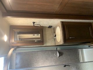 2017 FOREST RIVER SANDPIPER 343RSOK - Image 32