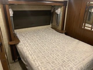 2017 FOREST RIVER SANDPIPER 343RSOK - Image 33