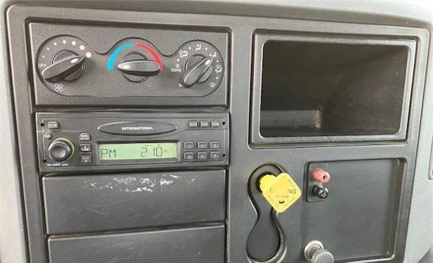 2007 INTERNATIONAL DURASTAR 4300 - Image 19