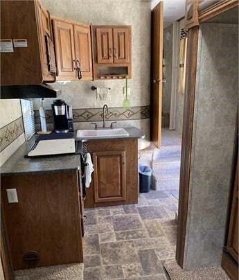 2013 KEYSTONE RV CO LAREDO SUPER LITE 289SRE - Image 8
