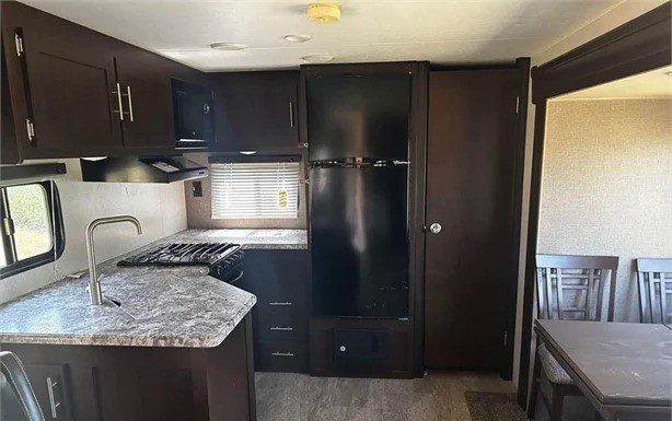 2019 K-Z INC SPORTSMEN LE 291RKLE - Image 11