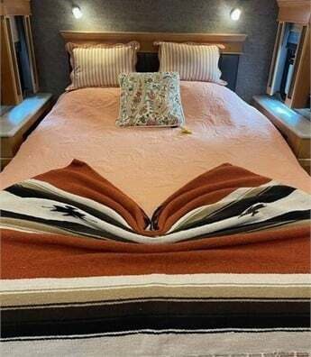 2022 TIFFIN ALLEGRO RED 37PA - Image 13