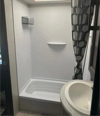 2020 HEARTLAND TORQUE 373 - Image 16