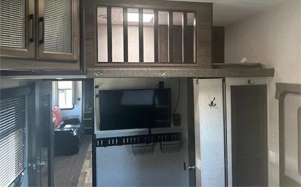 2020 HEARTLAND TORQUE 373 - Image 18