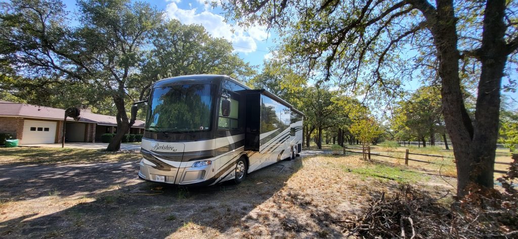 2018 forest river burkshire xlt - Image 7