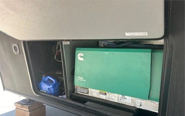 2020 HEARTLAND TORQUE 373 - Image 29