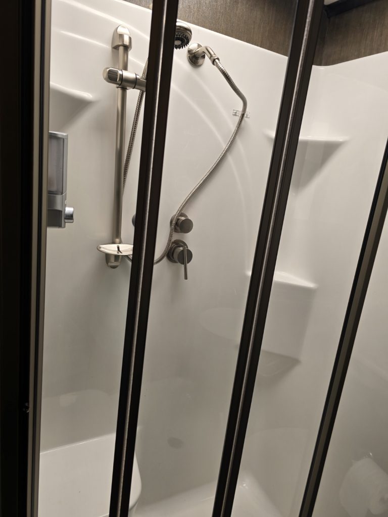 2018 forest river burkshire xlt - Image 23