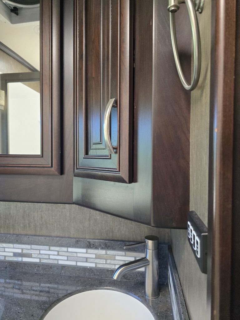 2018 forest river burkshire xlt - Image 26