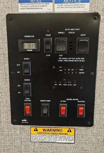 2021 JAYCO PRECEPT 34G - Image 5