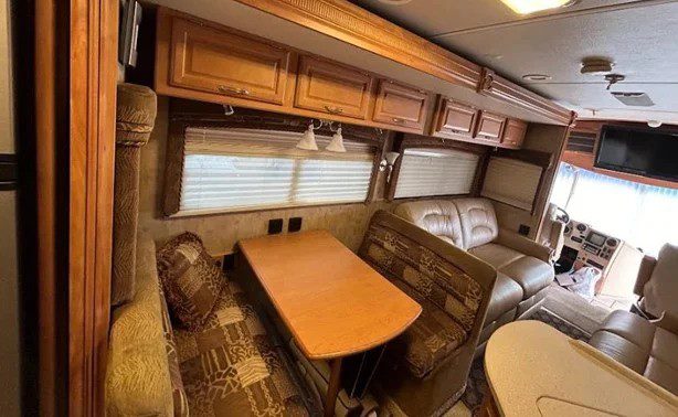 2007 WINNEBAGO TOUR 40KD - Image 14