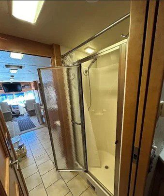 2007 WINNEBAGO TOUR 40KD - Image 22