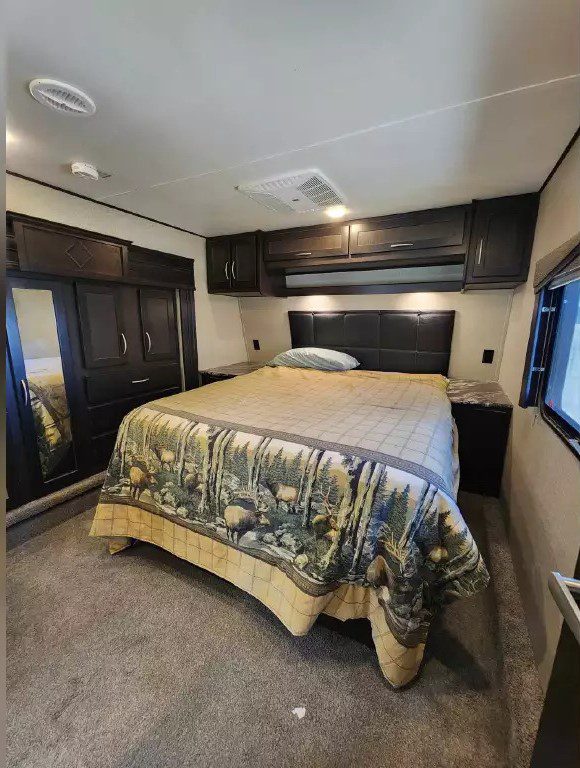 2018 Keystone Carbon 357 - Image 9