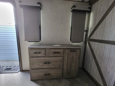 2021 FOREST RIVER SALEM HEMISPHERE 270FKS - Image 13