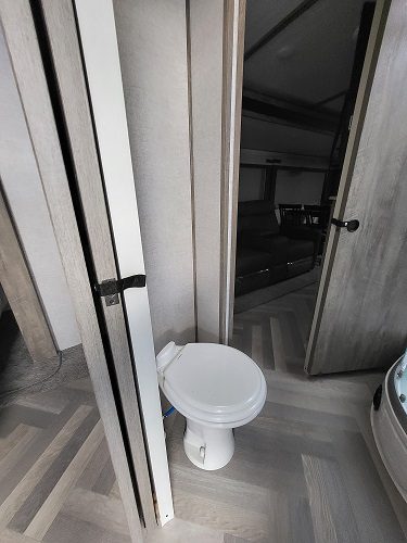 2021 FOREST RIVER SALEM HEMISPHERE 270FKS - Image 29