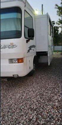 2000 HARNEY COACH WORKS RIATA SONOMA - Image 2