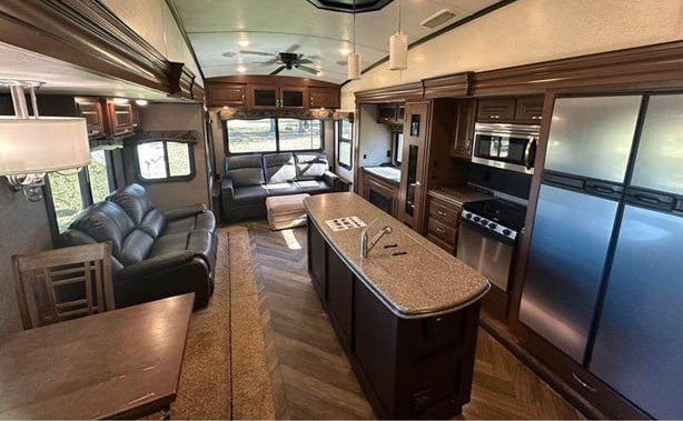 2017 JAYCO NORTH POINT 377RLBH - Image 3