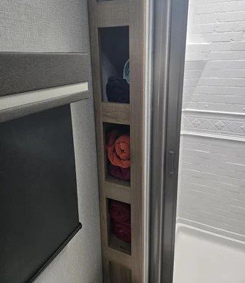 2023 GRAND DESIGN IMAGINE XLS 22RBE - Image 6