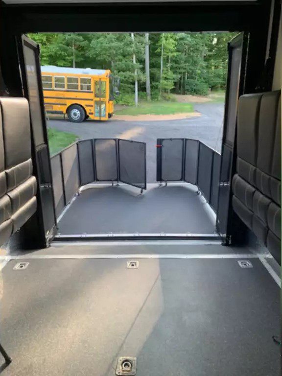 2019 Forest River Vengeance Touring Edition 381L12-6 - Image 10