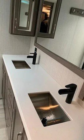 2021 GRAND DESIGN SOLITUDE 390RK - Image 13