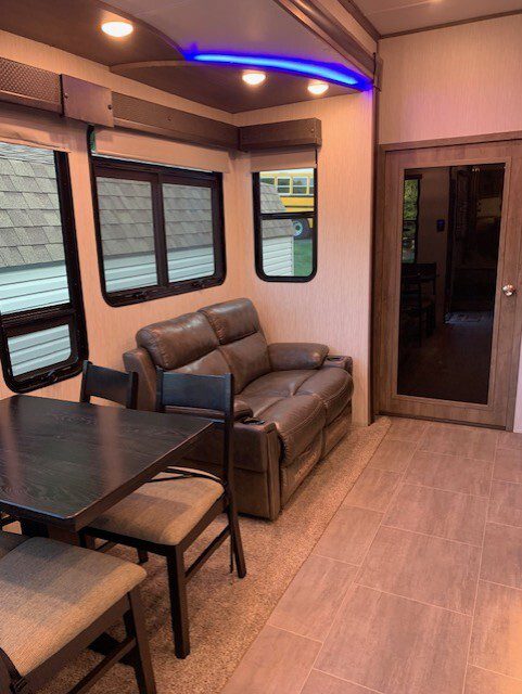 2019 Forest River Vengeance Touring Edition 381L12-6 - Image 13