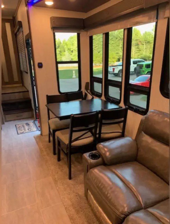 2019 Forest River Vengeance Touring Edition 381L12-6 - Image 18