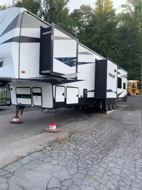 2019 Forest River Vengeance Touring Edition 381L12-6 - Image 2