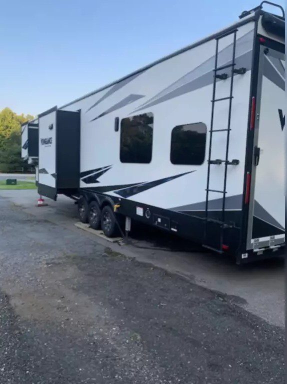 2019 Forest River Vengeance Touring Edition 381L12-6 - Image 3