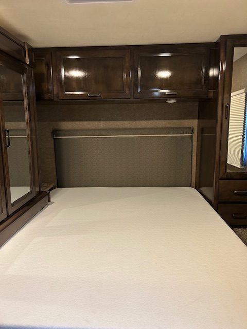 2020 Thor Quantum RW28 - Image 4