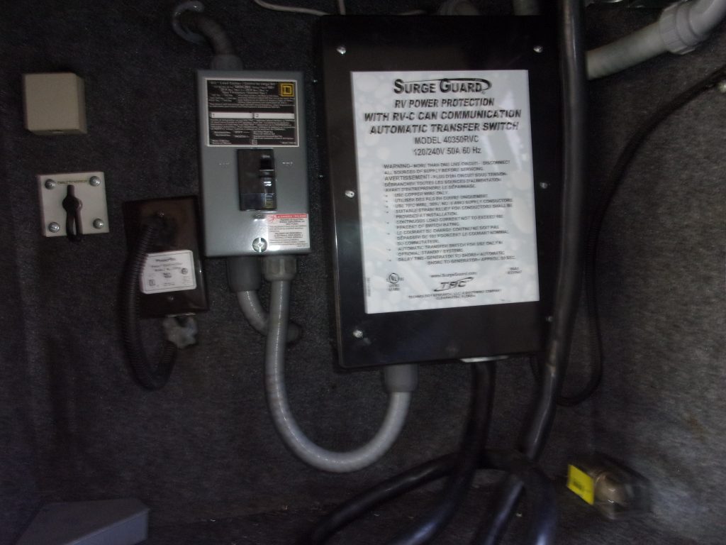 2005 National Tropical T399 - Image 25