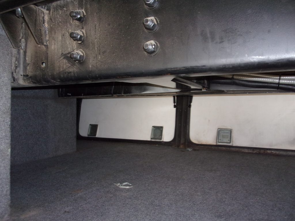 2005 National Tropical T399 - Image 35