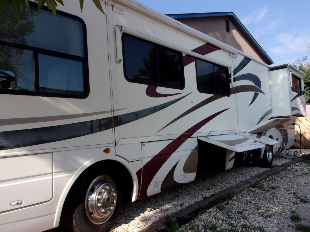 2005 National Tropical T399 - Image 36