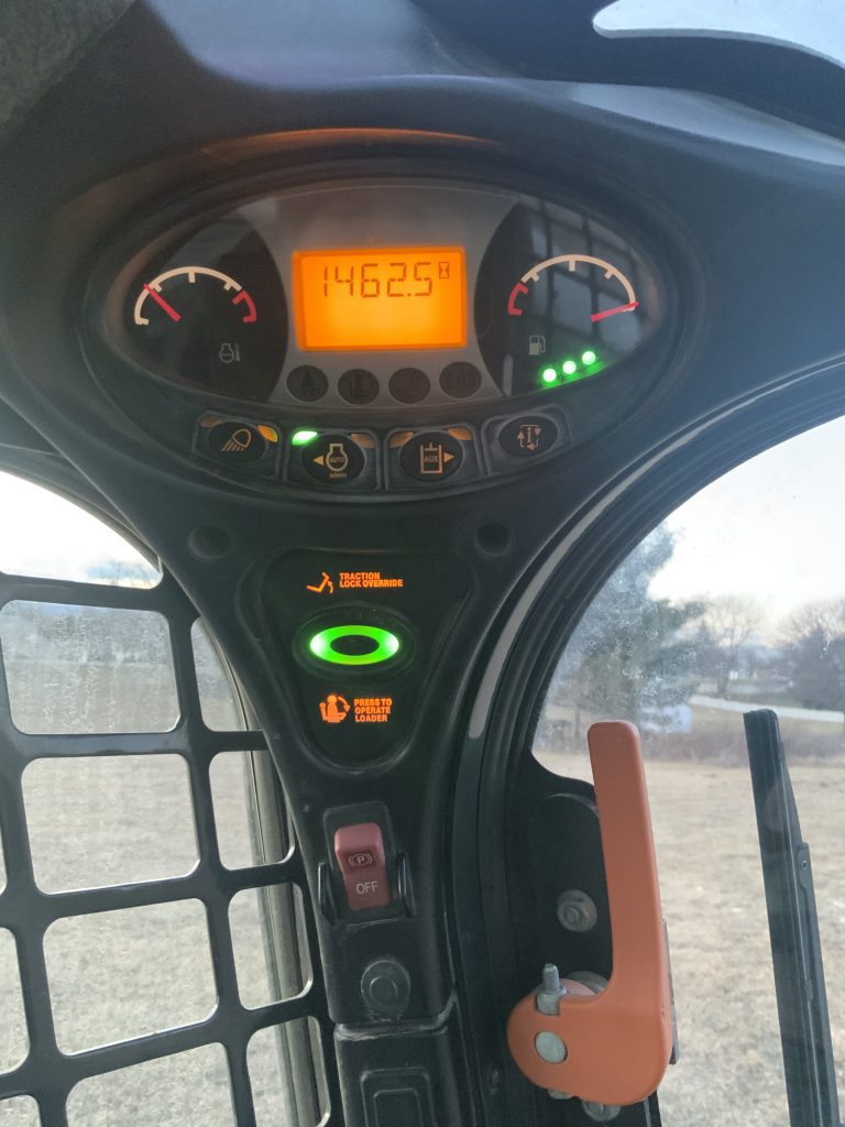 2021 T870 Bobcat track loader - Image 3