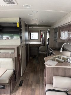 2021 WINNEBAGO VISTA 29V - Image 7