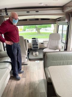 2021 WINNEBAGO VISTA 29V - Image 8