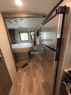 2021 WINNEBAGO VISTA 29V - Image 27