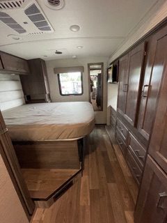 2021 WINNEBAGO VISTA 29V - Image 28