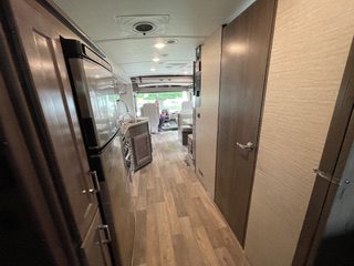 2021 WINNEBAGO VISTA 29V - Image 33
