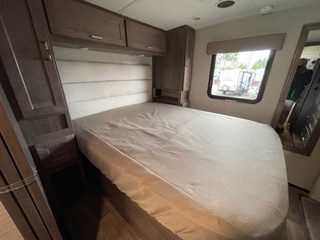 2021 WINNEBAGO VISTA 29V - Image 44