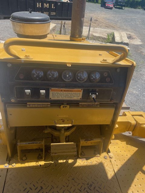 1997 D5C Hystat Series III: Crawler Dozer - Image 9