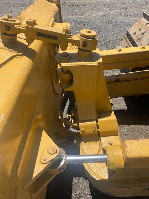 1997 D5C Hystat Series III: Crawler Dozer - Image 11