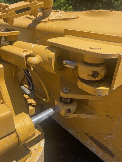 1997 D5C Hystat Series III: Crawler Dozer - Image 15